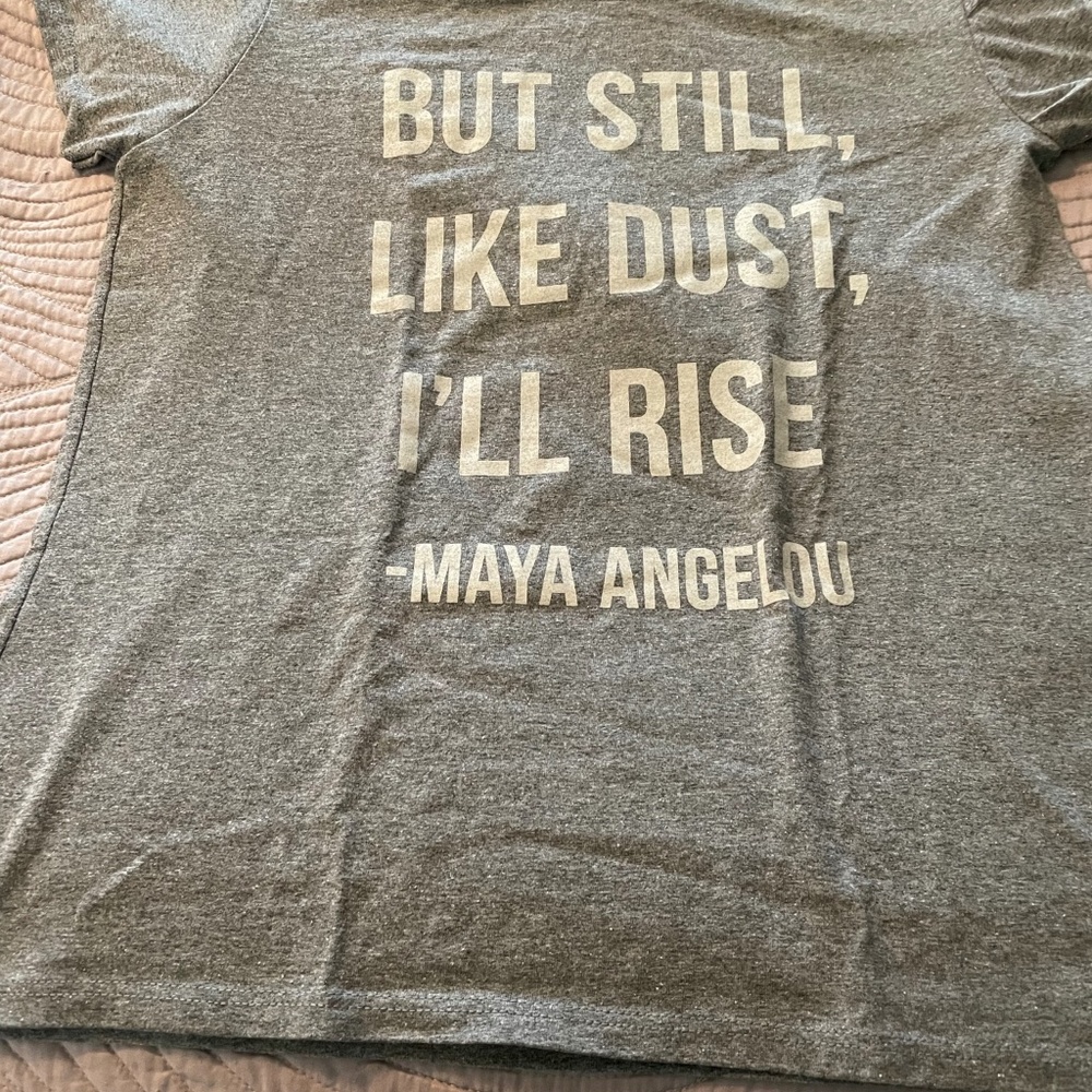 Graphic  tee shirt
